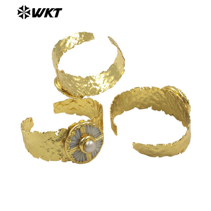 MPB123 High Quality Bohemia Style Gold Plated With Natural Round Pearl Handmade Carved Shell Women Metal Bracelet Adjustable
