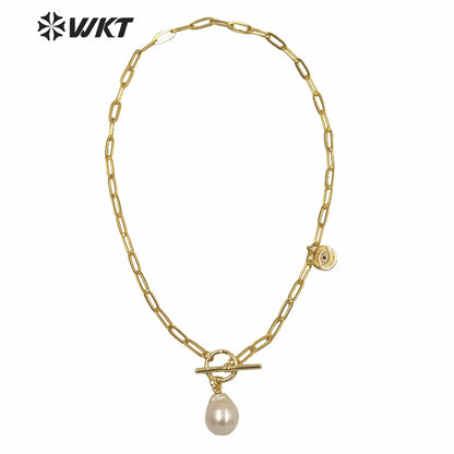 WT-JN129 WKT Wholesale Natural Freshwater Baroque Pearl Pendant Necklace Women Fashion Gold Brass Chain Casual Pearl Necklace