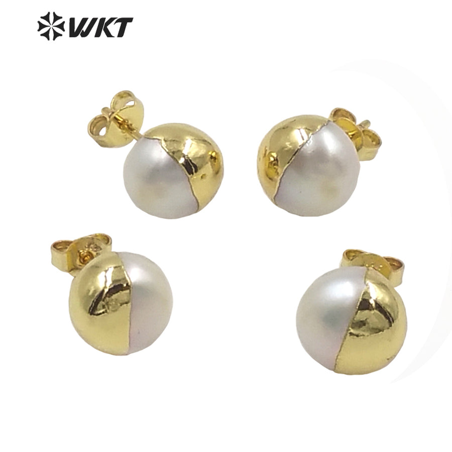 WT-MPE059 Wholesale New Secret Face Series 10mm Natural Round Pearl Gold Studs Unique Design White Pearl Studs Earrings for Lady