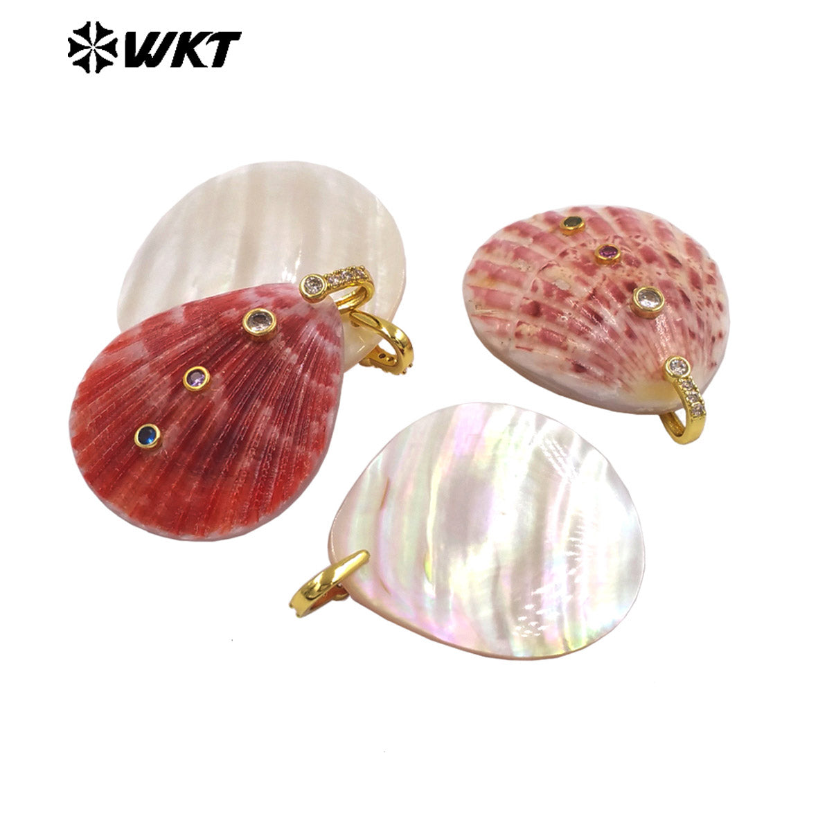 WT-JP528 New Arrival Multi Zircons And Colorful Natural Scallop Shell Gold Pendants For Women Handmade Necklace Design