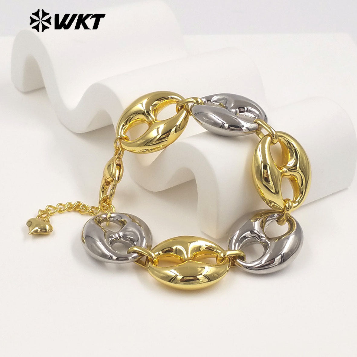 WT-JF377 Newest Wholesale Gold And Silver Plated Yellow Brass Pig Nose Shape Metal Bracelet For Women Trendy Accessories