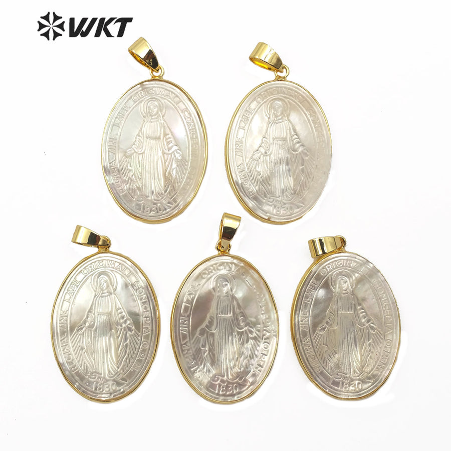WT-JP177 Wholesale Hand Make Carved Virgin of Maria Pendant 18k Gold Bezel Oval Shape Pearl Shell Maria Pendants