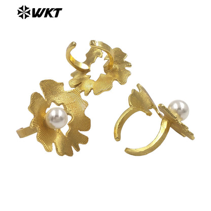 WT-R591 Unique Hollow Design 18K Gold Plated Yellow Brass And Artificial Pearl Metal Ring For Lady Party Wearing Jewelry