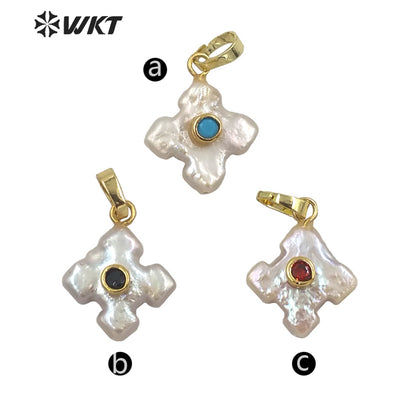 WT-JP247 Amazing Elegant Natural Irregular Freshwater Pearl Charm Pendant Women's Fashion Leaf Shape Pearl Pendants for Friends