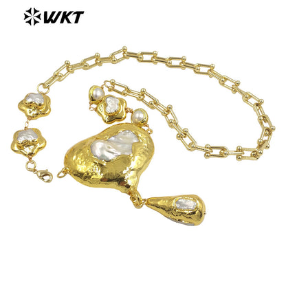 WT-JN241 Wholesale Vintage Trendy Baroque Pearl 18k Chain Gold Plated Exquisite High Quality Pendant Necklace