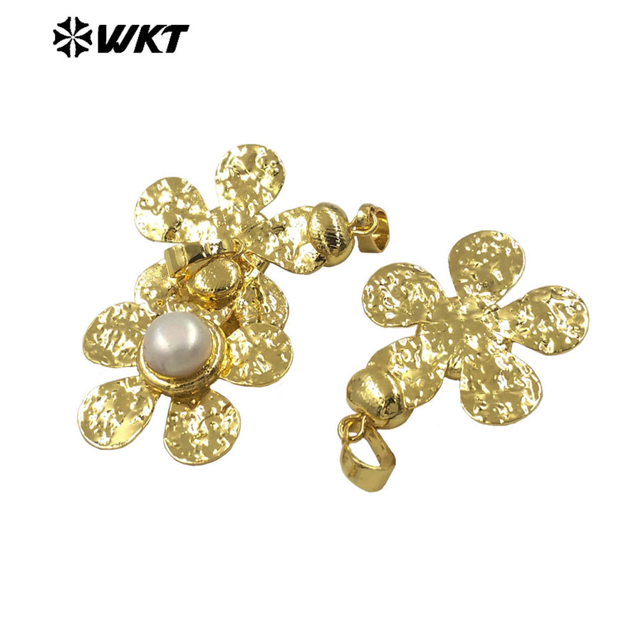 WT-JP413 Fashion Romantic Wholesale Freshwater Pearl Flower Pendant 18k Gold Metal Plated for Handmade DIY Necklace