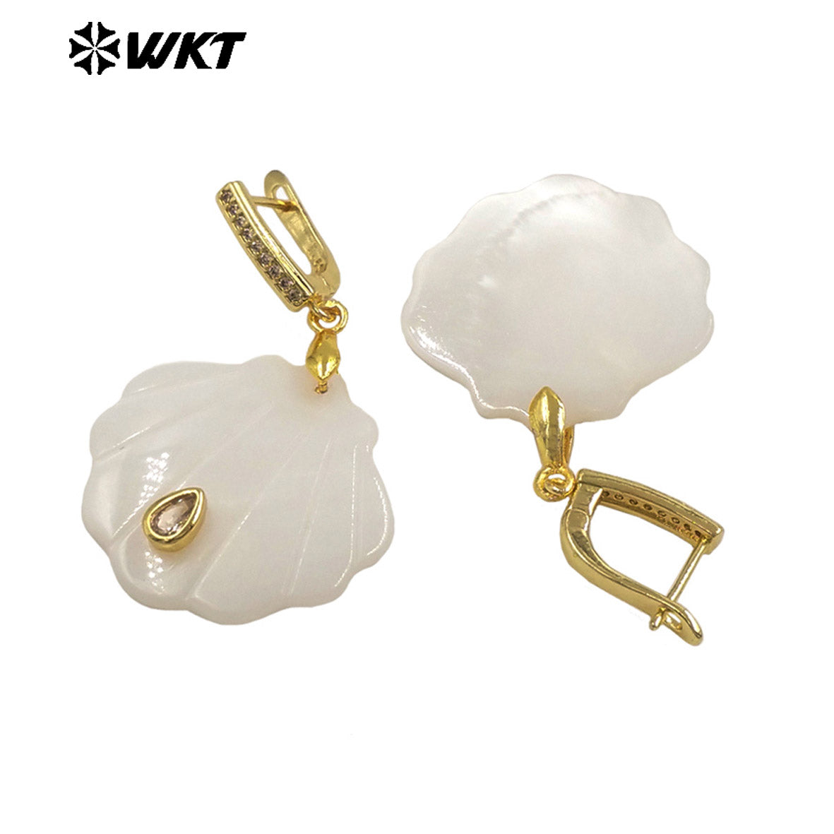 WT-MPE180 Women Fashion Simple Design Waterdrop Shape Zircon And Natural Shell Pendant Earrings As Daily Decorative Jewelry