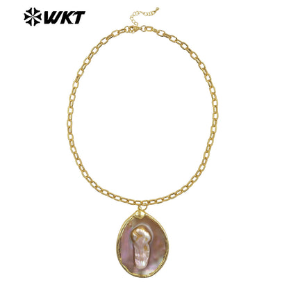 WT-JN331 Wholesale 18K Gold Electroplated Random Shape Natural Mop Shell Pendant Necklace For Women Resist Tarnishable Jewelry