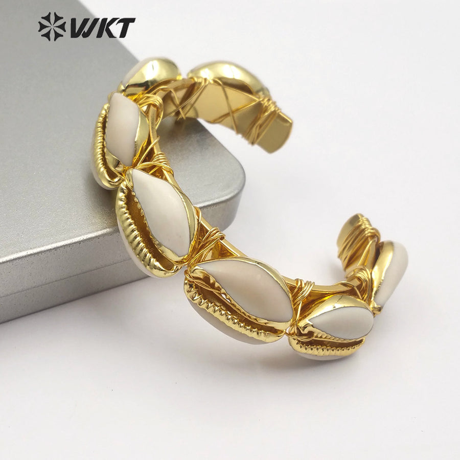 WT-B476 Wholesale of the Latest Fashion Cowrie Gold Bangles Two Styles Available for Lady Cowrie Gold-plated Bangles