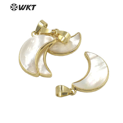 WT-JP319 Super Hot Natural Mother of Pearl White Shell Moon Pendants With Gold Bezel Lovely Tiny Crescent Jewelry Finding