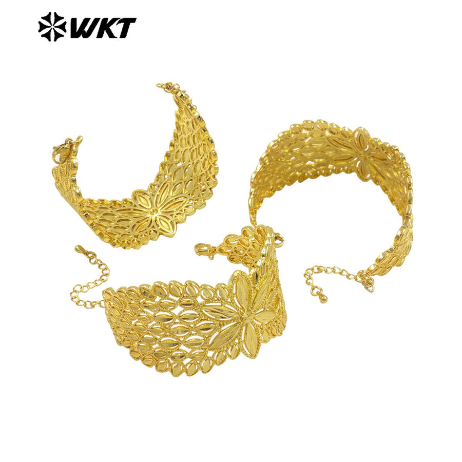 WT-B676 New Stock Arrival 18K Gold Plated Natural Brass Delicate Flower Wide Adjustable Bracelet for Women As Anniversary Gift