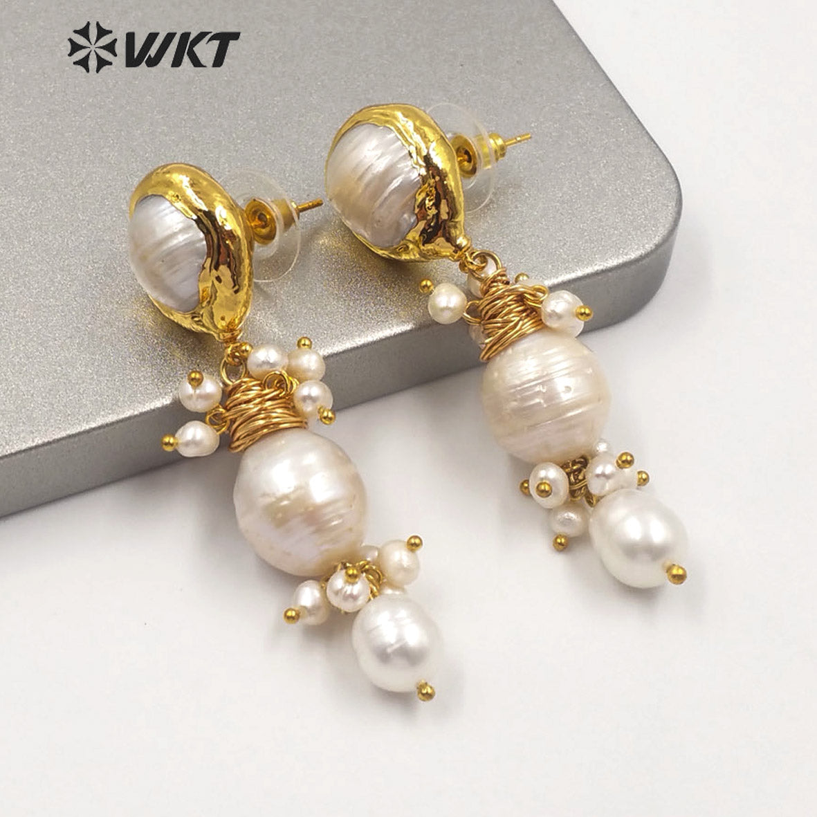 WT-MPE021 Wholesale Natural Freshwater Pearl Earring Stylish Women Elegant Jewelry Pearl Dangling Earring