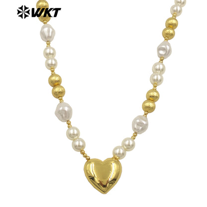 WT-JN286 New Product Lovely Natural Yellow Brass Artificial Pearl Love Shaped Necklace for Sweet Girls As Daily Matching Jewelry