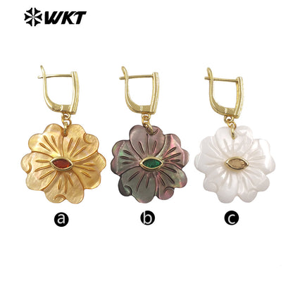 WT-MPE179 Romantic Style Gold Plated Zircon And Natural Shell Flower Shape Pendant Earrings For Girls Party Wearing Jewelry