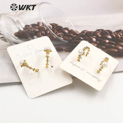 WT-MPE114 European and American Retro Exaggerated Natural Freshwater Pearl C Shaped Earrings