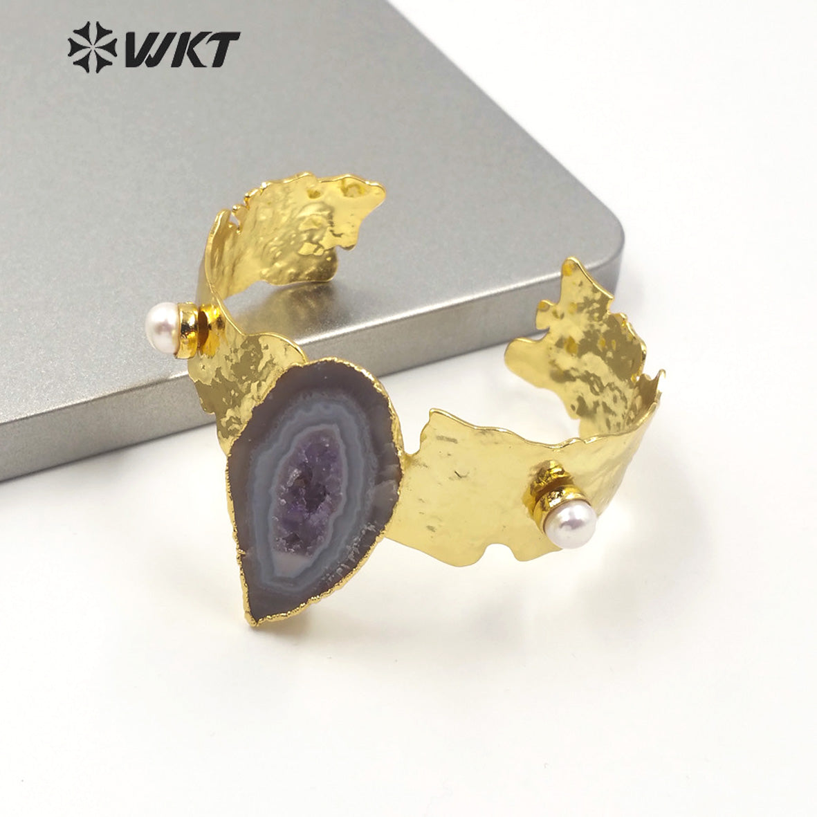 WT-B514 Gorgeous Fashion Gold Plated Natural Stone Bracelet Bangle Supper Chic Geode Agate Bangle for Women