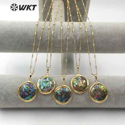 WT-JN061 New Arrival Women's Jewelry Round Natural Color Shell Pendant 18K Gold Plated Natural Abalone Shell Necklace