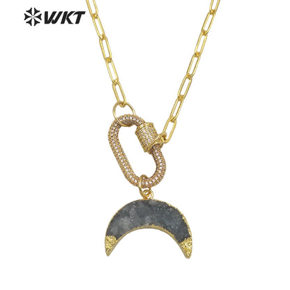 WT-N1302 WKT New Women Natural Druzy Quartz Gold Crescent Horn Pendant Necklace 18K CZ Clasp Connector Stone Crescent Necklace