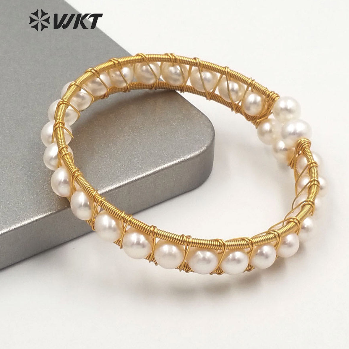 WT-MPB033 WKT Gold Gorgeous Freshwater Pearl Wire Wrapped Women Bangle High Quality Pearl Wrapped Elegant Bangle