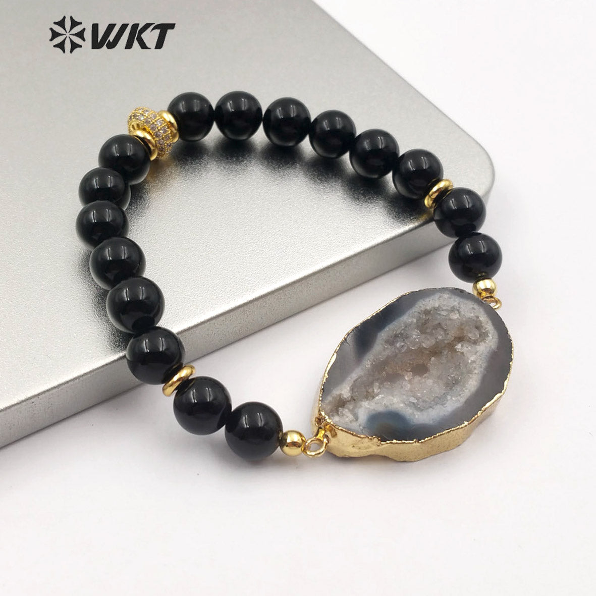 WT-B492 Wholesale Natural Gemstone Slices and Pearl Gold Electroplated Bracelet Women Fashion Charm Bracelet Jewelry