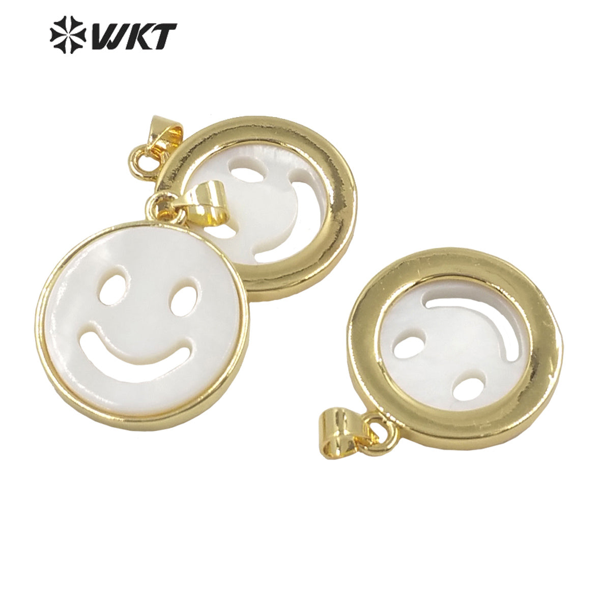 WT-JP288 WKT Dainty Small Smile Medal Pendant Natural Mother Pearl Round Face Pendant Necklace Fashion Jewelry for Girl