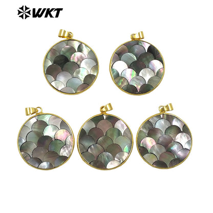 WT-JP405 High Quality Natural Grey Shell Pendant Flash Unique Design Gold Plated Round Shape for Handmade Charming Accessory