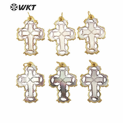 WT-JP231WKT High Quality Hand Make Carved Cross Shell Pendant Women Bohemian Natural Shell Cross Pendant for Necklace Design