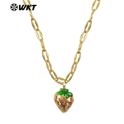 WT-JFN38 New Arrival Strawberry Charm Necklace Ladies Daily Wearing Jewelry With Special Chain Gold Plated Wonderful Gift