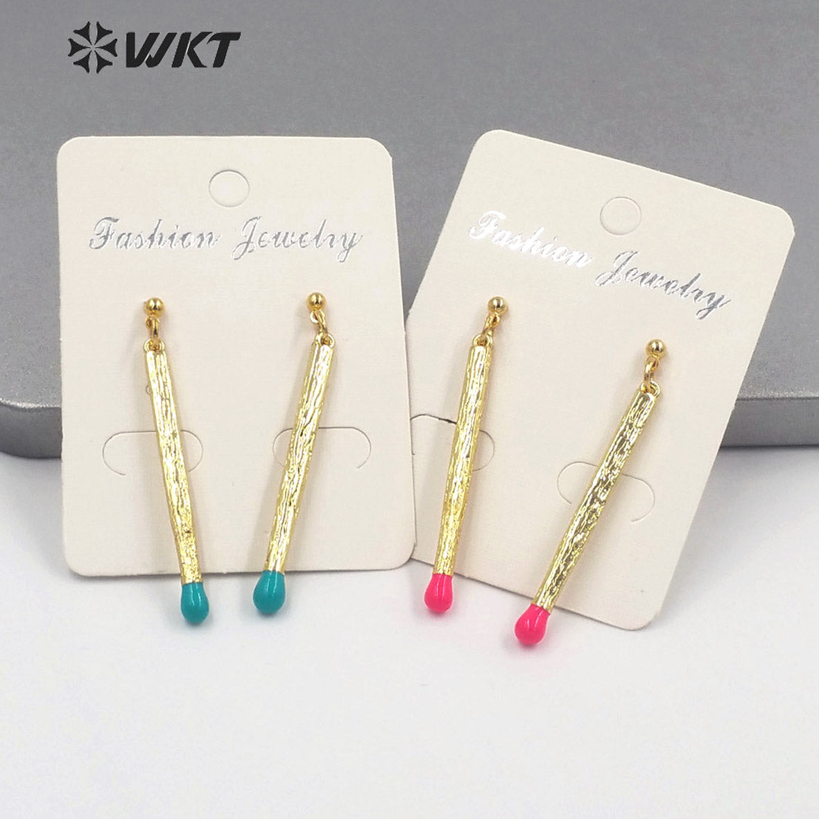 WT-E686 Fashion Simple Long Stick Sexy Earrings Candy Color 18k Real Gold Plated Straight Dangle Pendant Earrings for Party