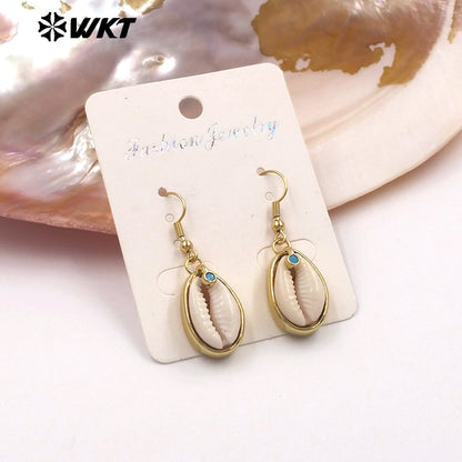 WT-MPE178 Beautiful Bohemia Style Gold Plated Natural Cowrie Shell With Little Stone Earrings For Women Vacation Wear Jewelry