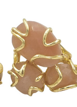 WT-R419 Gorgeous New Collection Stone Ring Women Gold Plated Triple Natural Stone Prong Setting Cocktail Ring for Party Court