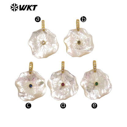 WT-JP524 Unique Fashionable Zircon And Irregular Mother Of Pearl Gold Charms Flower Pendants As Women Necklace Decoration