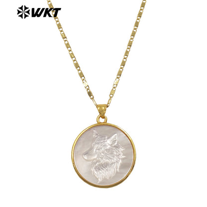 WT-JN352 High Quality Gold Plated Thin Chain With Round MOP Shell Hand Carved Wolf Pattern Pendant Necklace As Daily Jewelry