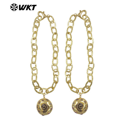 WT-JN373 Newest Simple Gold Plated Yellow Brass Thick Chain With Tourmaline And Ceramic Shell Shape Pendant Women Necklace