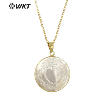 WT-JN181 Women 18k Real Gold Plated Resist Tarnishable Religious Mary Saint Heart Necklace Made of Pearl Shell Necklace