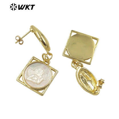 WT-MPE067 Spiral Brass Earring Micro Pave Earring Shape Classic Vintage Pearl Character Pendant Women Pearl Earring