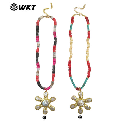 WT-JN402 Gorgeous Stone Beads Splicing Chain With Gold Plated Natural Freshwater Pearl Flower Pendant Necklace As Friend Gift