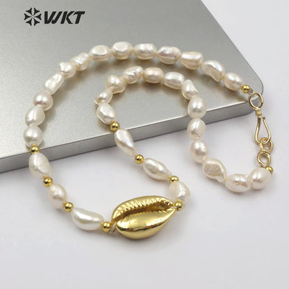 WT-JN089 Natural Cowrie & Pearl Necklace Full Gold or White Gold Cowrie Pendant Necklace in 16Inch Long Pearl Necklace Jewelry