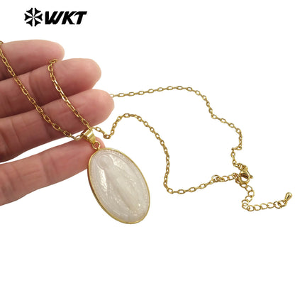 WT-JN315 New Hot Style Fashion Gold Plated Bezel Setting White Shell Carved Virgin Mary Pendant Necklace For Gift