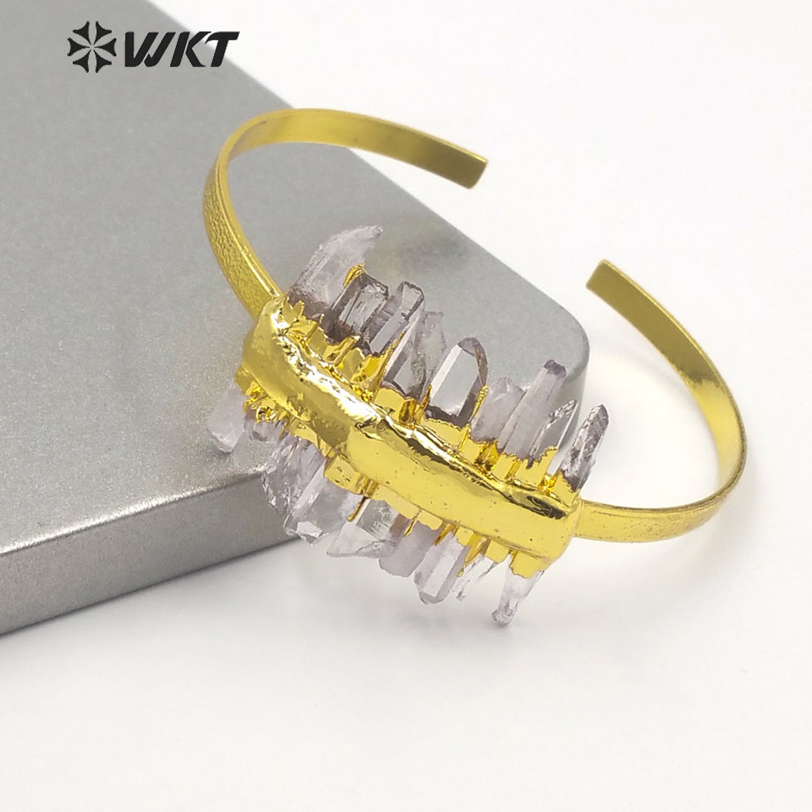 WKT-B583 Noble Generous Gold Electroplated Open Size Cuff Bangle Women Bohemian Natural While Crystal Quartz Gold Bangle