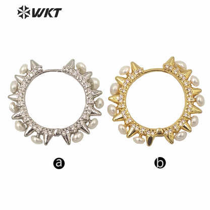 WT-ME076 WKT Unique Hot Gold Electroplated Freshwater Clasp Earrings Fashion Girl Trendy Punk Earrings with Rivet