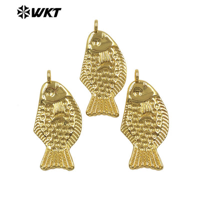 WT-P2115 High Quality 18K Gold Electroplated Yellow Brass Fish Metal Pendant For Handmade Necklace Decorative Findings