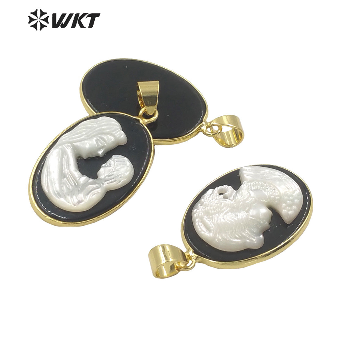 WT-JP268 New Design Oval Black Agate Back Ground with MOP Beauty Image Pendant Gorgeous Hand Carve Gold Bezel the Beauty Pendant