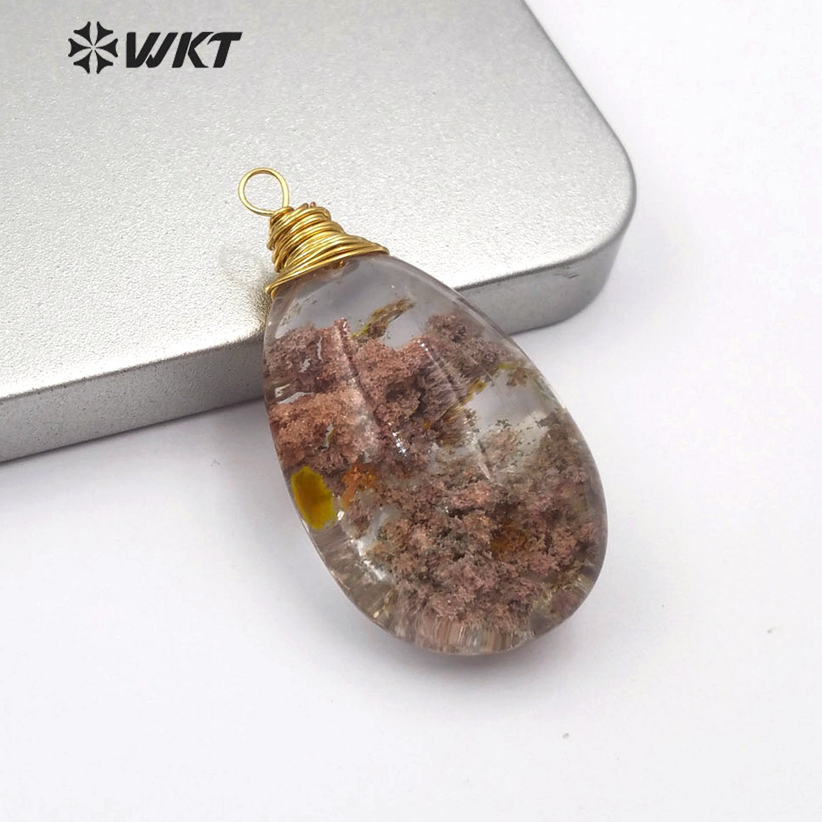 WT-P1454 Natural Crystal Quartz Pendant Egg Shape Stones Brass Wire Capped Pendant Women Necklace Ornaments Jewelry