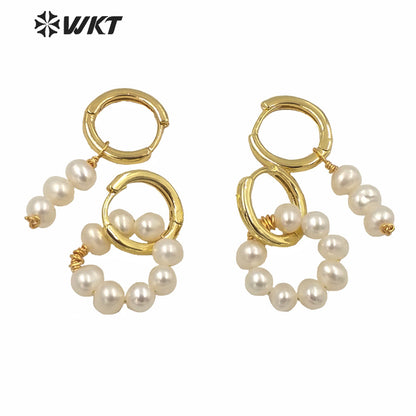 WT-MPE052 Populared Hand Strand Natural Freshwater Pearl Round Earrings 18k Gold Plated PEARL Beads Earrings with Clasp Studs