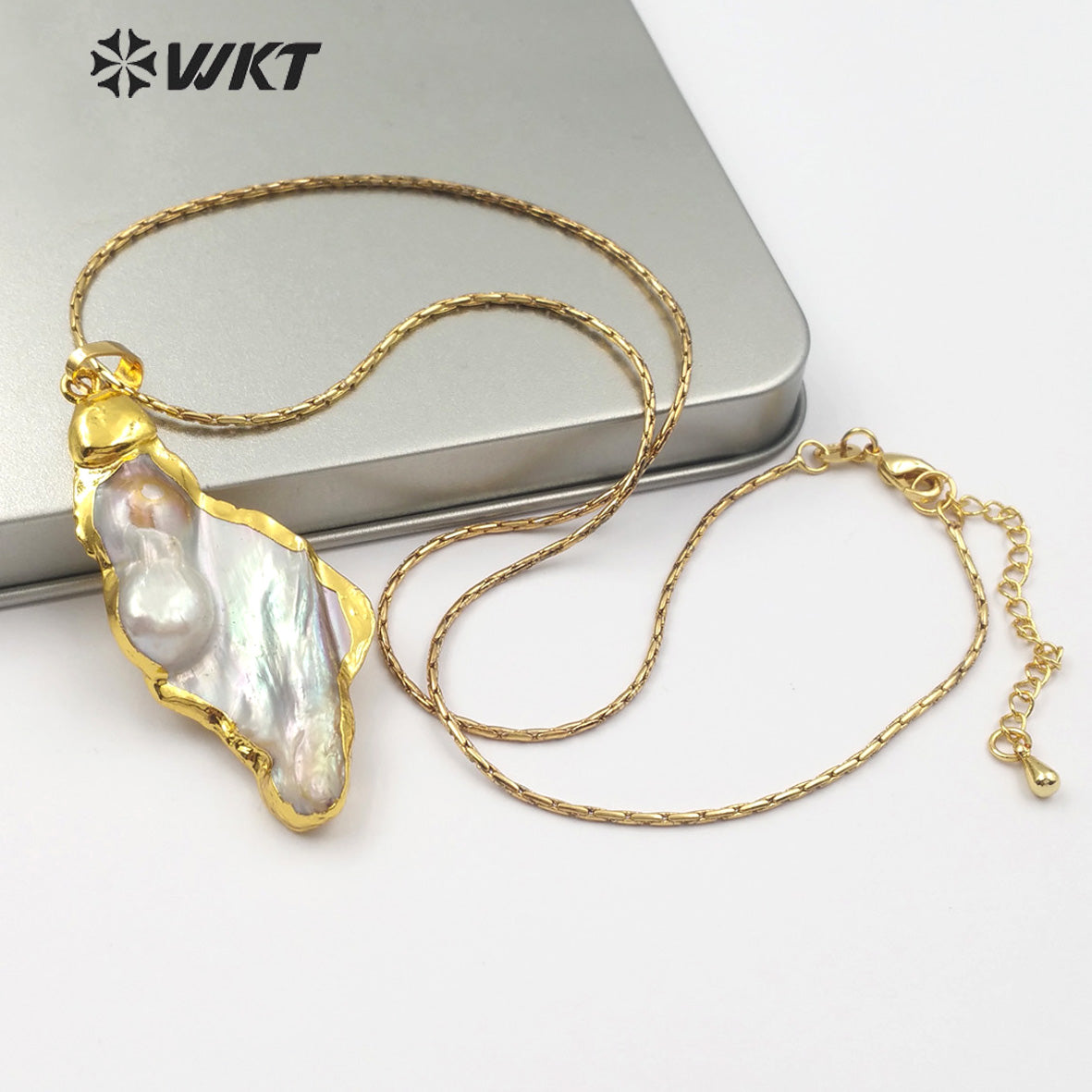WT-JN066 New Arrival Women's Specific Jewelry Natural Pearl Pendant Back 18K Gold Plated Random Size Pearl Necklace