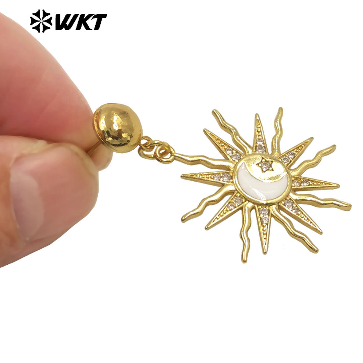 WT-ME118 Amazing Fashion Elegant Big Long Dangle Sun and Moon Star Earrings for Women