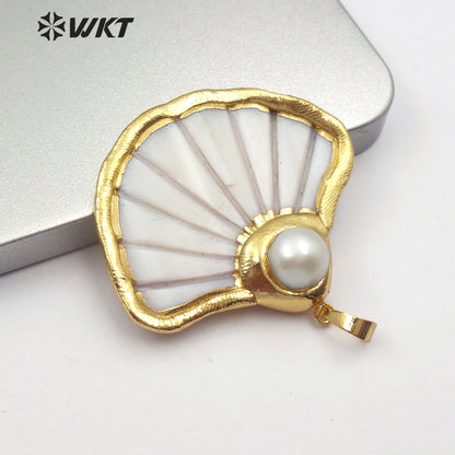 WT-JP153 Wholesale Jewelry White Shell Pendant with Pearl Fan Shape Gold Trim Shell Pendant Hot-selling New Arrival Jewelry