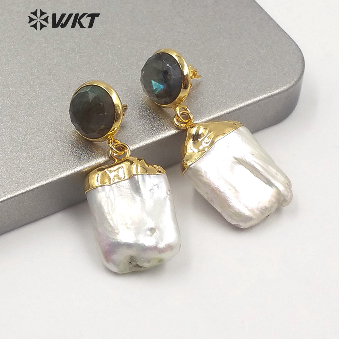 WT-MPE006 Wholesale Natural Pearl With Labradorite Stone Earring Fashion Lady Pearl Earring Charming Labradorite Earring
