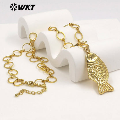 WT-JFN69 Factory Wholesale Round Metal Chain And 18K Gold Plated Yellow Brass Fish Pendant Necklace As Lady Daily Jewelry